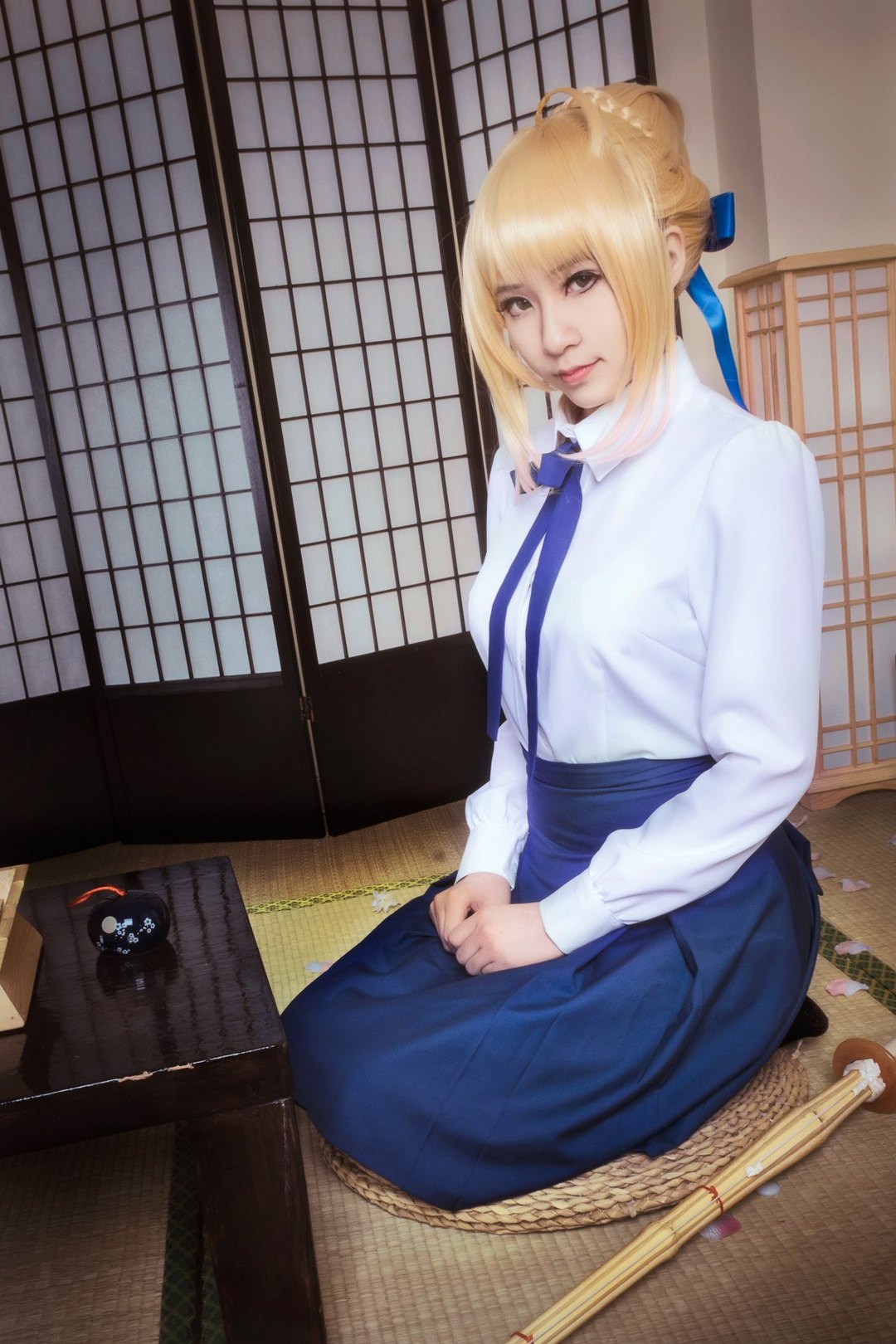 cosplay美女saber制服黑丝图片