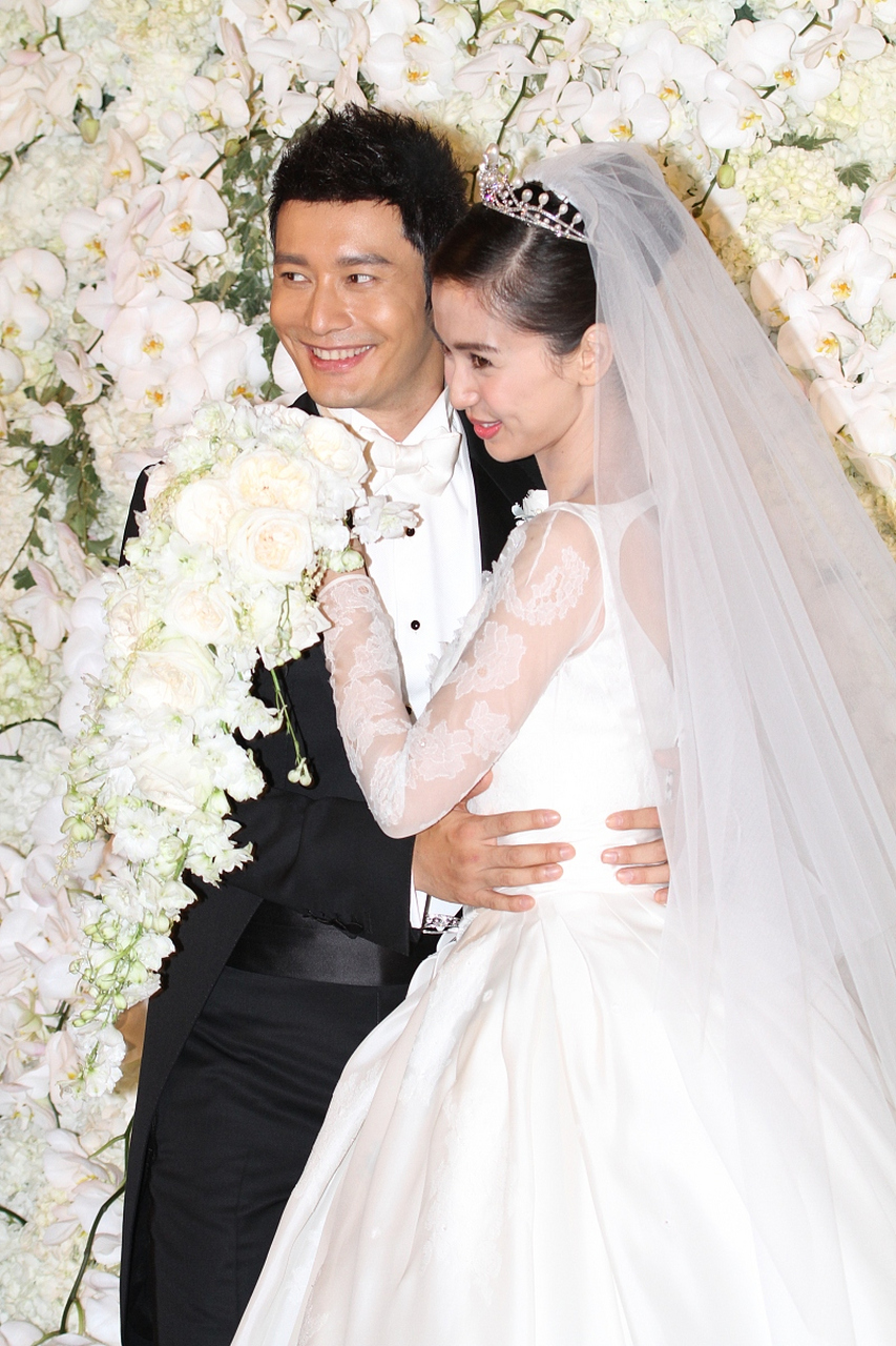 angelababy和黄晓明的世纪婚礼,原来是一场"品牌秀"?