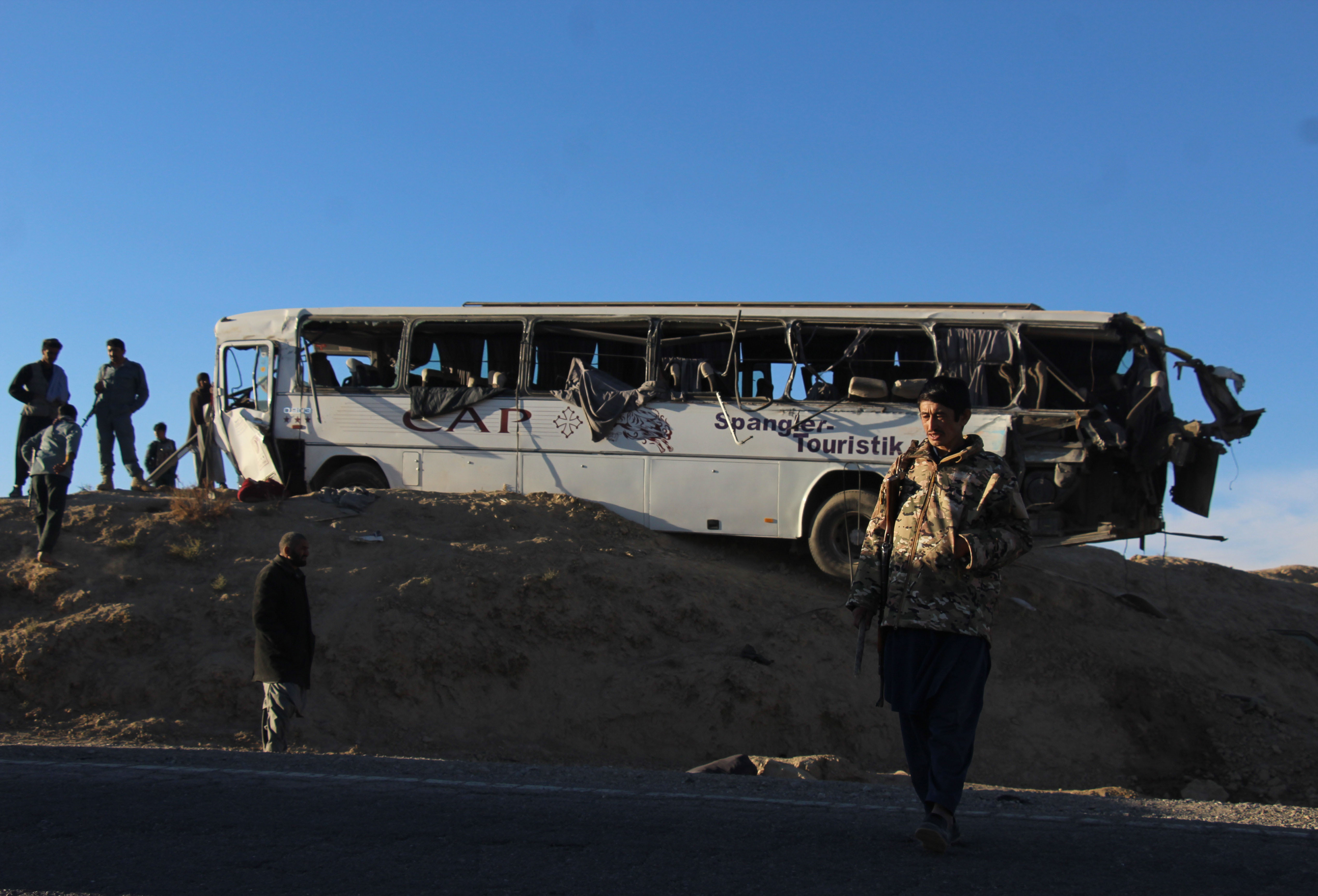 阿富汗达曼地区发生交通事故
