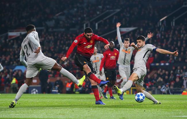 欧冠-费莱尼补时绝杀,曼联提前出线