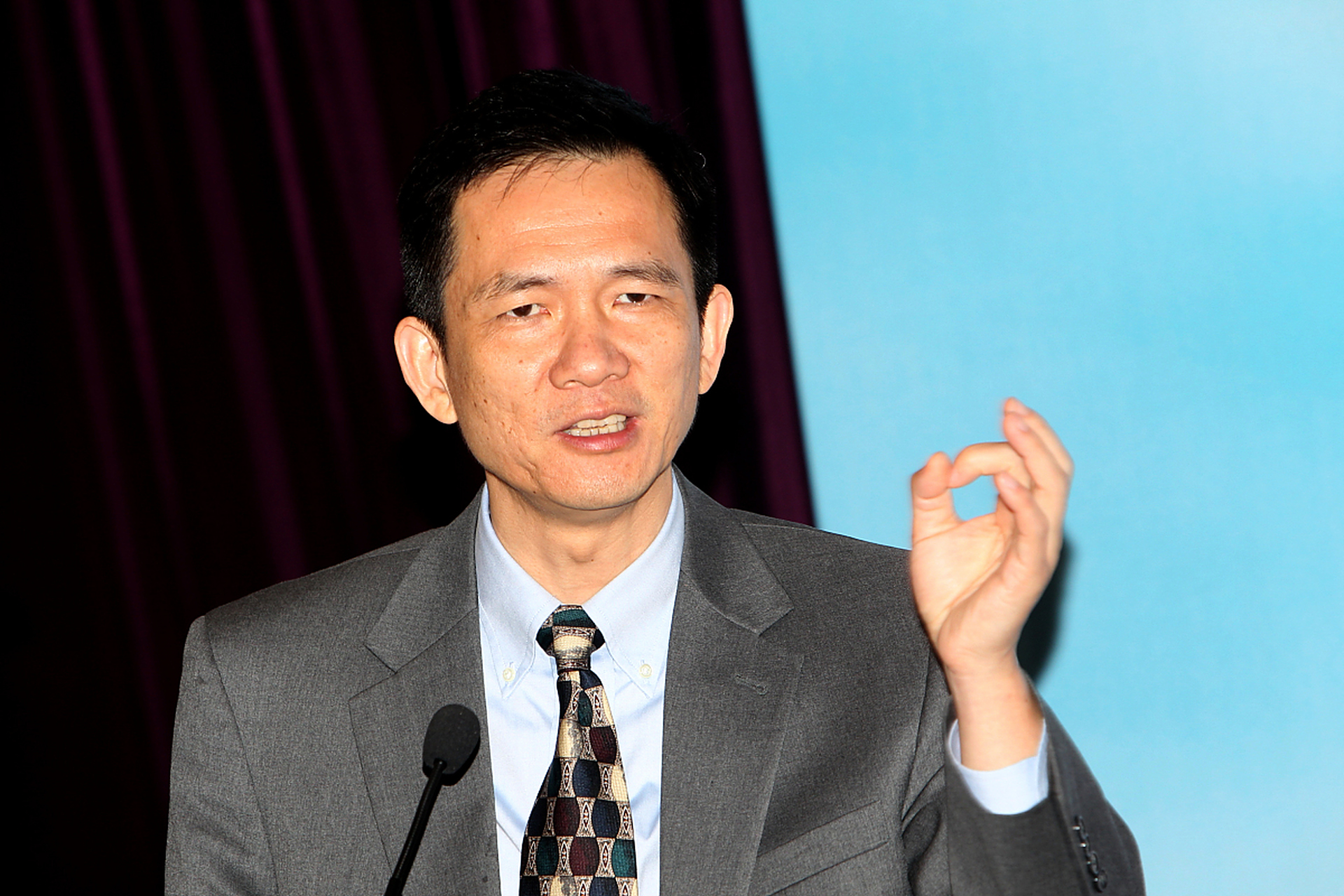 北京大学国家发展研究院院长,经济学家姚洋:其实我不懂投资,我们家投