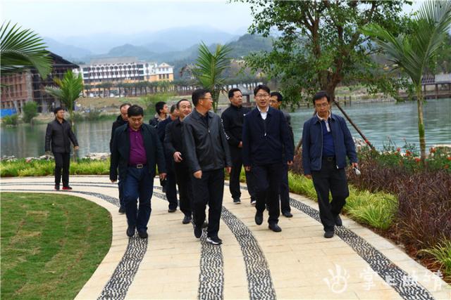 陆良县考察团到师宗考察学习城市及特色小镇建设工作