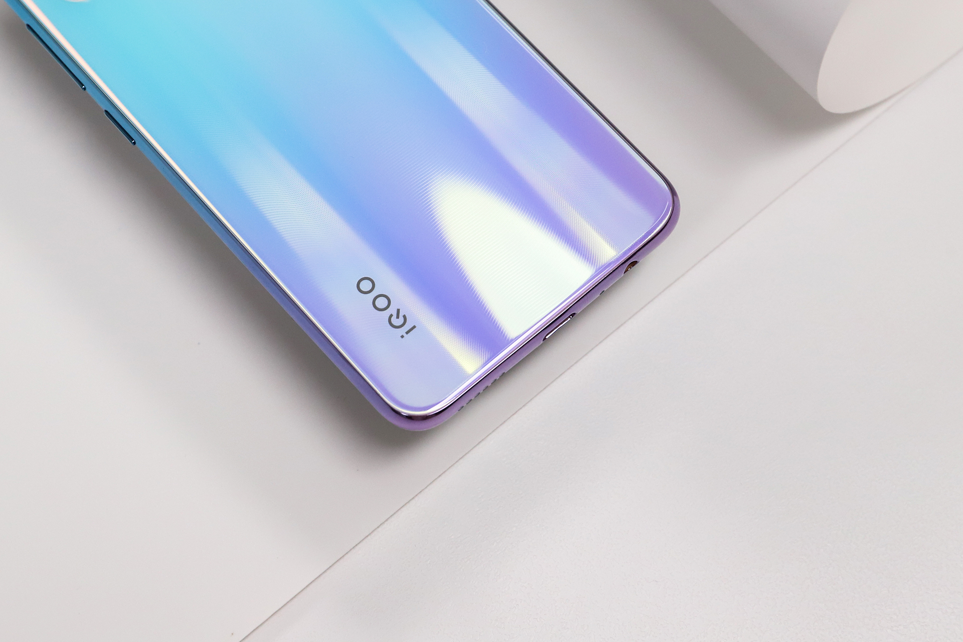 更梦幻的冰岛极光配色 iqoo neo 855版图赏