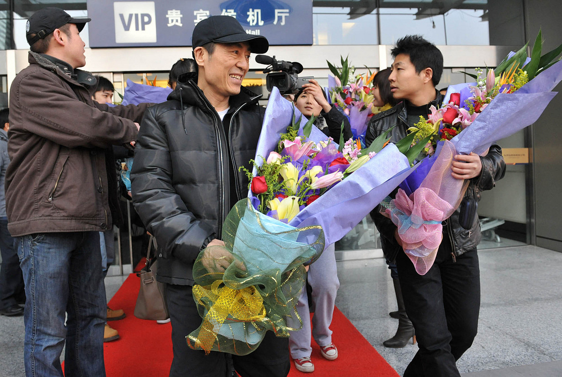 中国著名导演张艺谋再次获得国际认可,荣获了联合国教科文组织颁发的