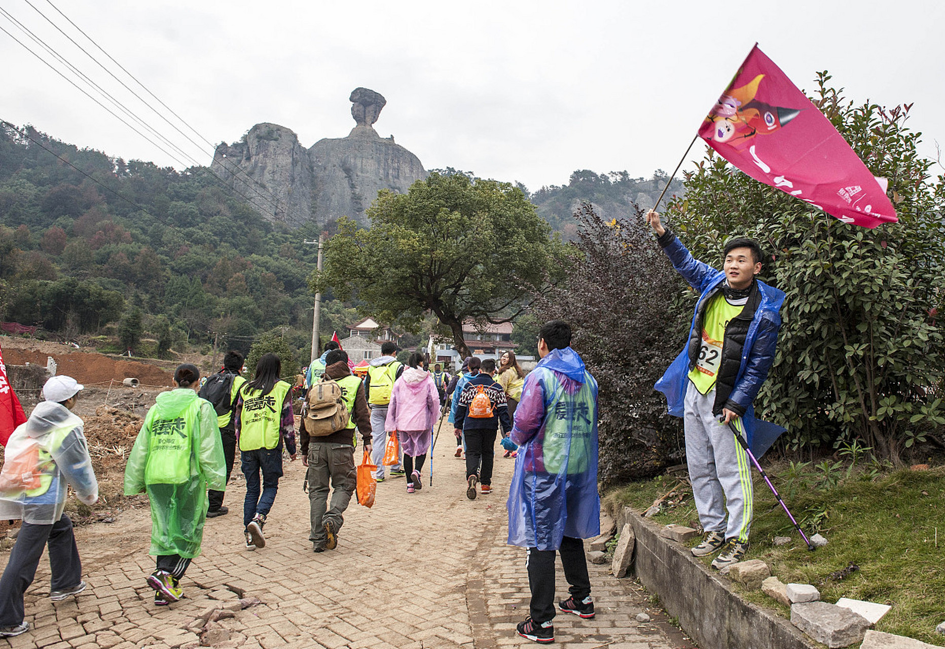 穿越时空的旅行# 福州鼓山登山节是一项令人兴奋的活动,它让人们有