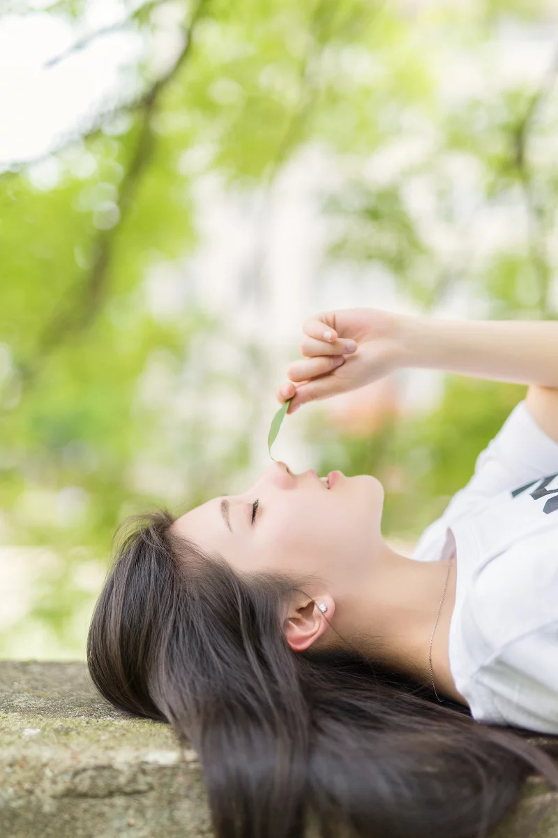 简单好用的拍照姿势,拍摄侧面就够了,这个角度拍"真美"