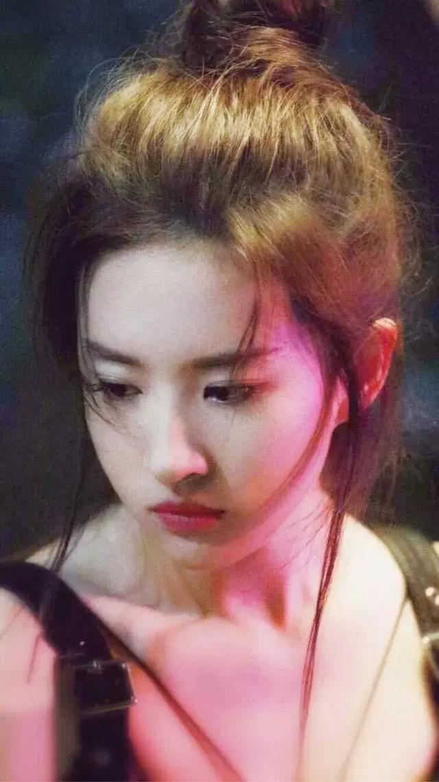 这种头型,扎马尾太丑了!