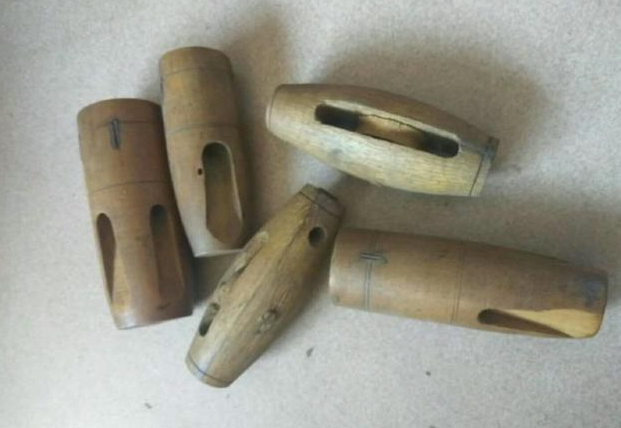 见过3个以上算厉害,图6是"无价之宝"】以前打绳子用的木制工具