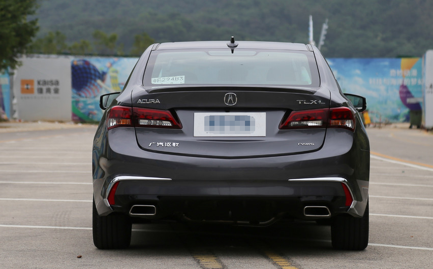 讴歌tlx-l,不一样的外观,散发出青春气息