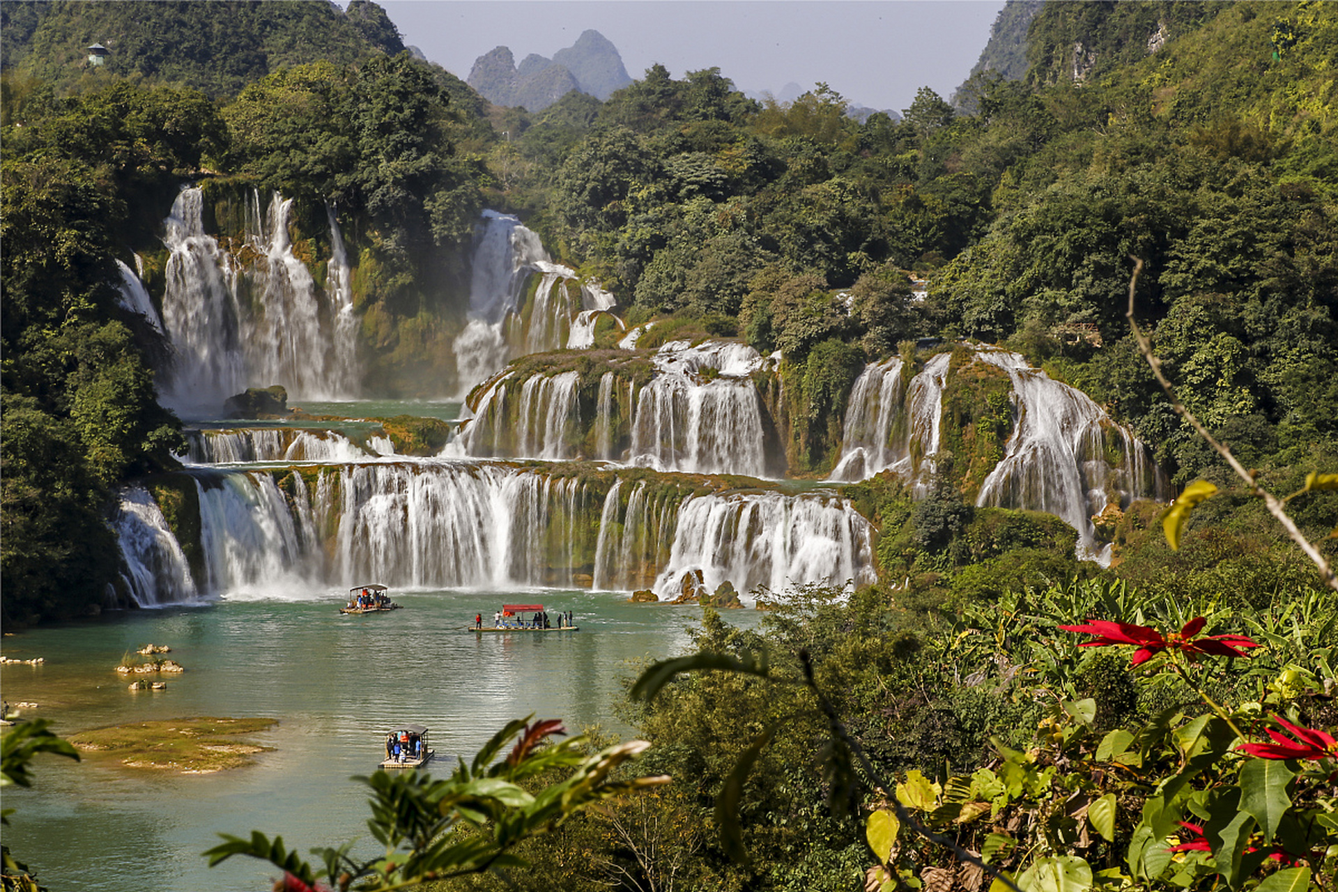 广西旅游景点推荐:德天瀑布.