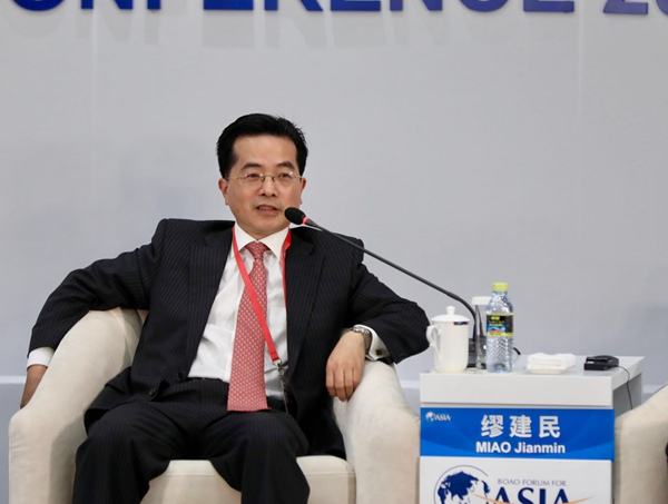 缪建民连任中国财险董事长,58岁谢一群接任总裁兼副董事长