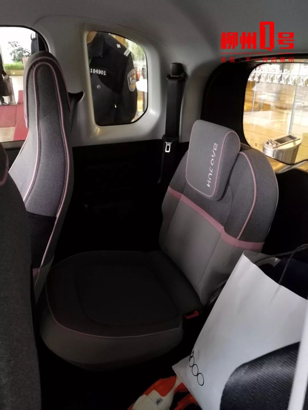 从两座到四座都有!新宝骏e300今晚正式亮相,内部结构曝光!