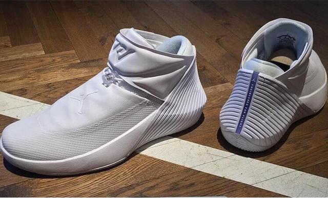 李宁驭帅12这次能否成为国产球鞋的颜值巅峰?