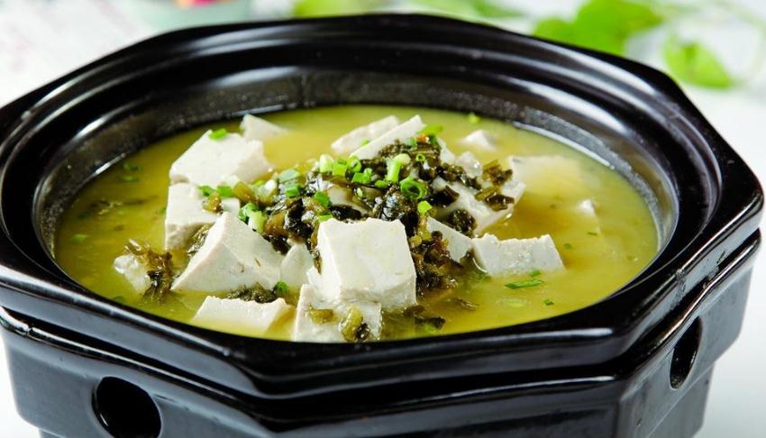 雪菜炖豆腐,千万不要直接下锅炒,记住这几步,豆腐汤又鲜又嫩