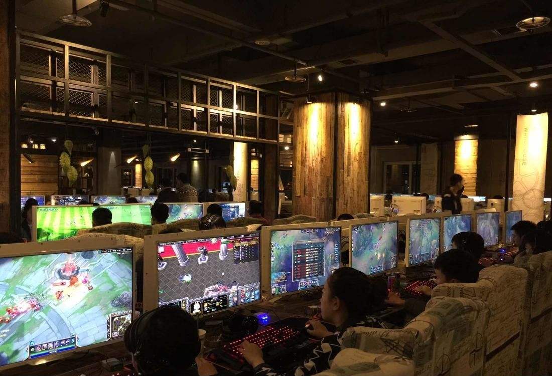 高中教导主任劝告:高中生想考上重点大学,这3种行为需及时停止