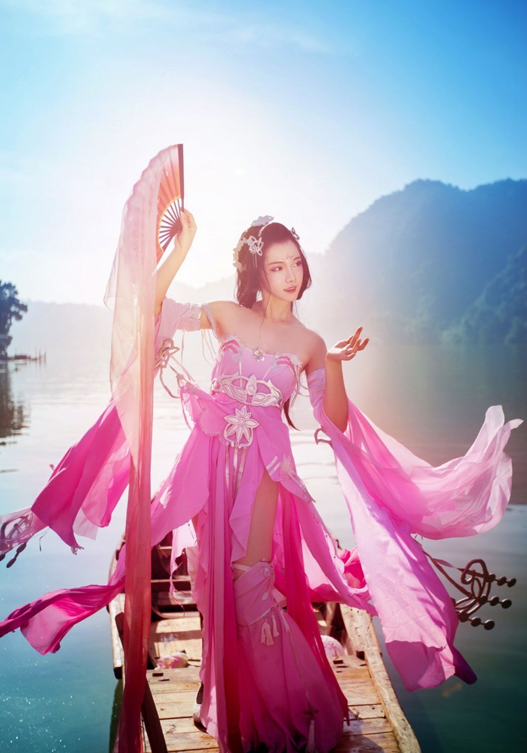 剑网3七秀cos:由来碧落银河畔,可要金风玉露时