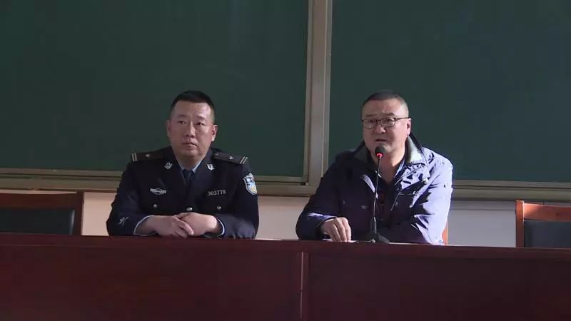 公主岭市第三中学校长图片