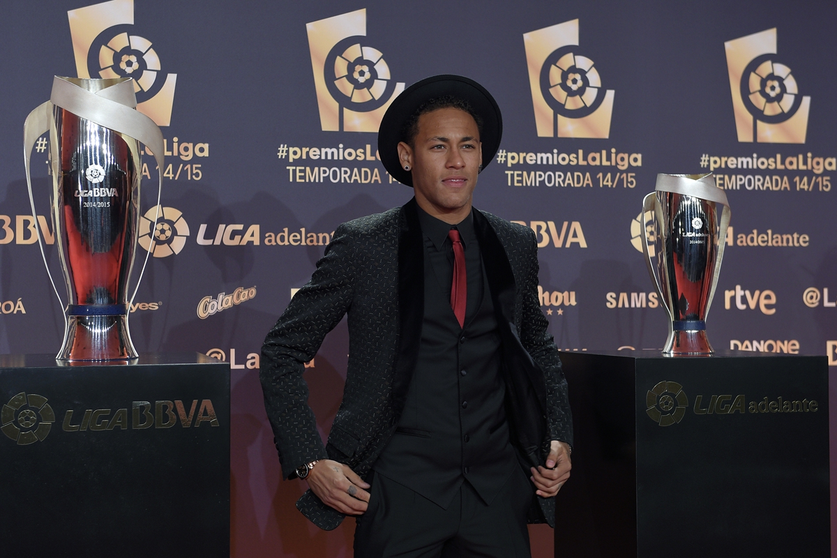 被侵犯法甲第一!内马尔:不会回西甲,在巴黎的冒险才刚开始