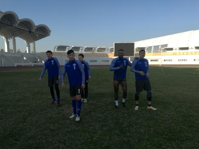永昌集结备战2019赛季中甲 亚森介绍新助教