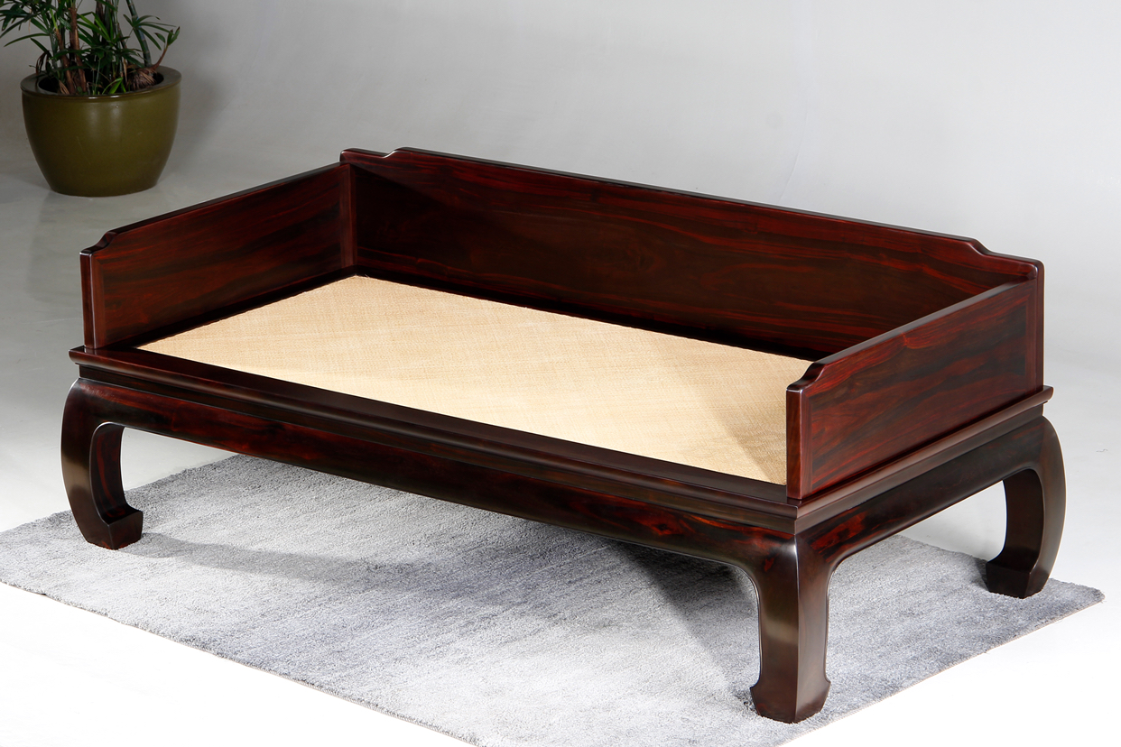 高端定制:大红酸枝独板藤面罗汉床