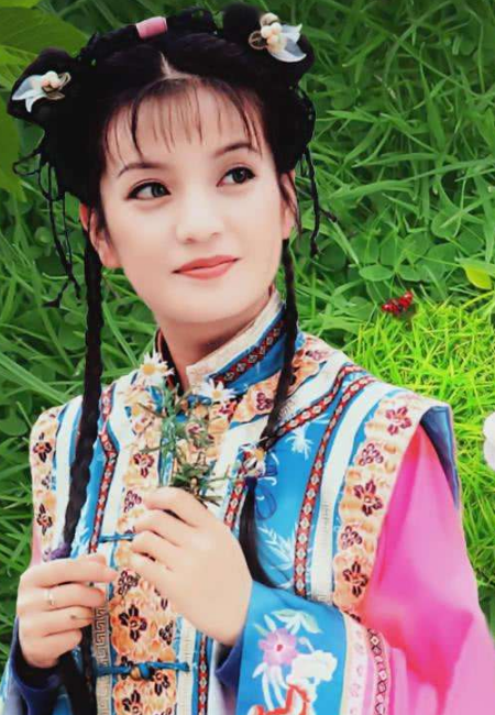 陈莹,《还珠格格》中的"柳红",在剧中的她并不起眼,虽然之后参演了