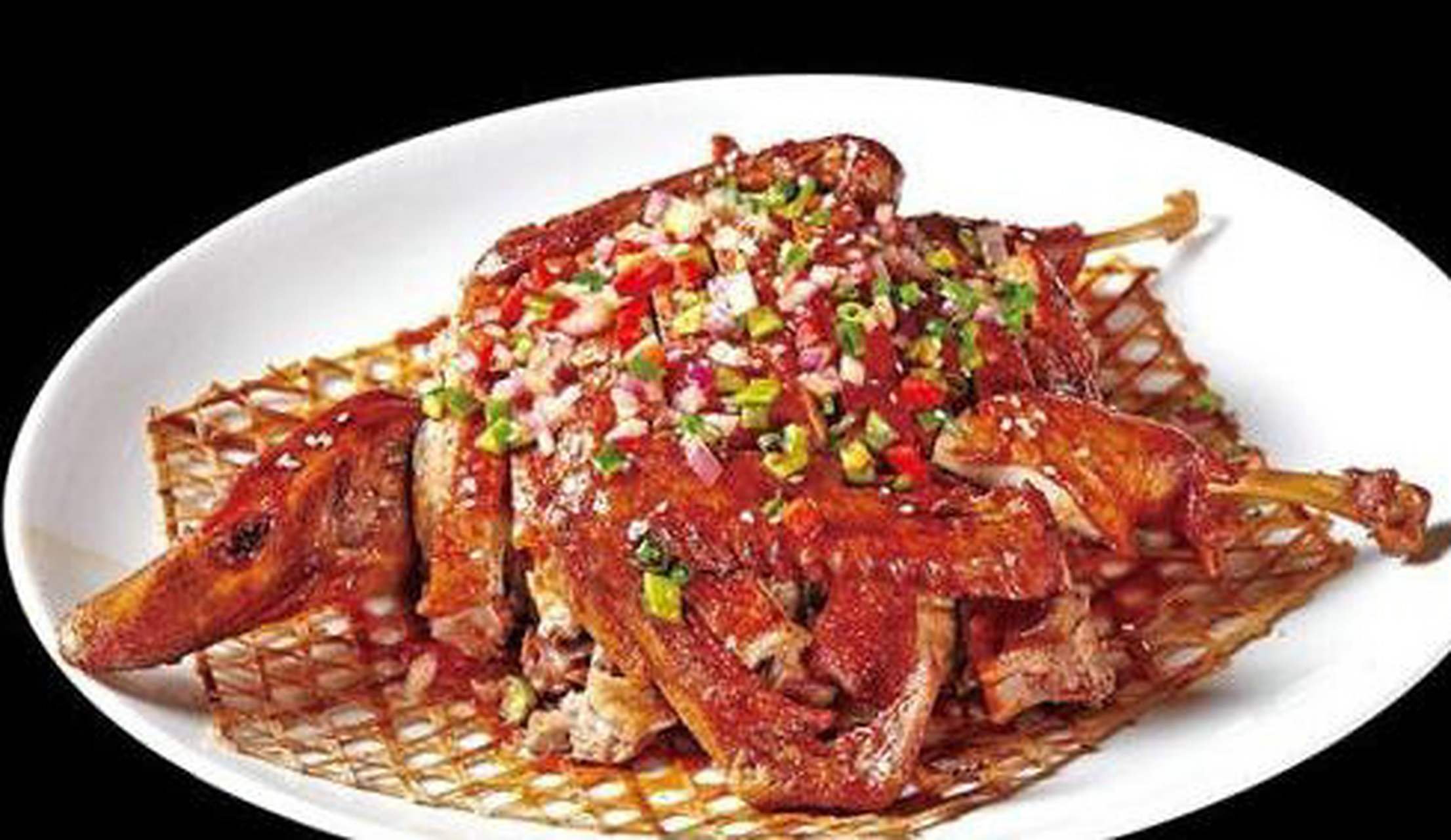 色泽金黄,酥香鲜辣.