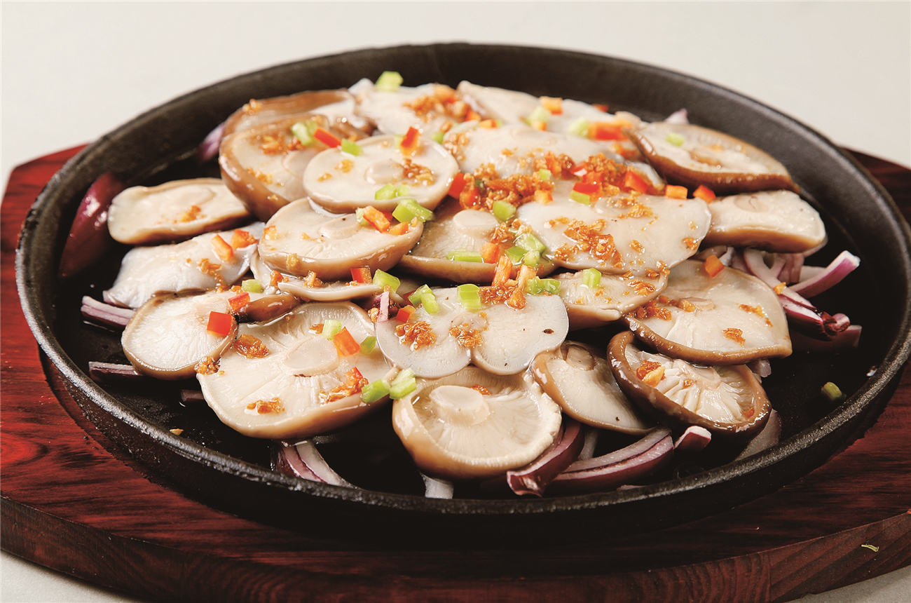 经济实惠的几道铁板菜,鲜嫩多汁,让人回味无穷 铁板金钱腰