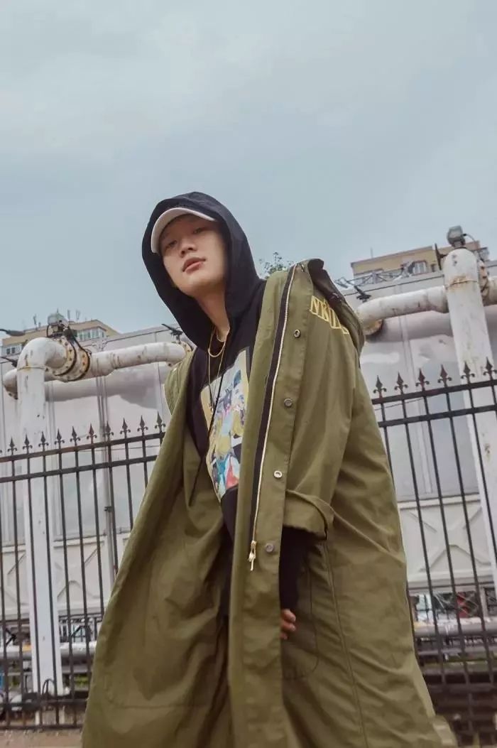 毒唯粉"帮助"pg one远离了红花会