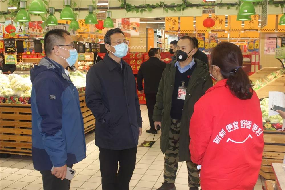 东昌府区委书记荣红智督导新型冠状病毒感染的肺炎疫情防控工作