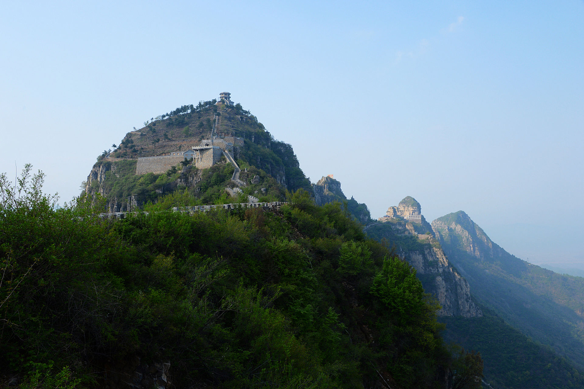 济源王屋山景区是河南省的一处国家4a级风景名胜区,也是中国九大古代