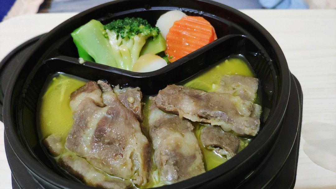 肯德基金汤肥牛饭,酸辣开胃很下饭就是有点贵
