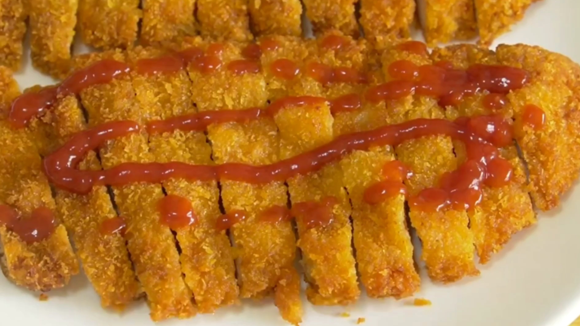 想吃炸鸡排不用买,在家就能做,金黄酥脆,太香了