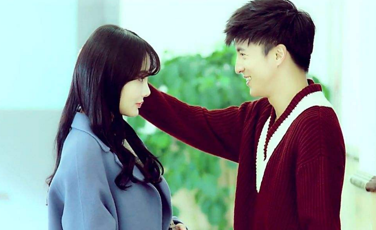 李小璐和薛之谦分别自证清白,李雨桐和黄毅清什么时候闭嘴?