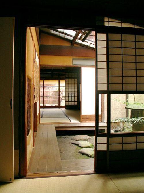 天井房这样设计太精致!10㎡面积,比花园还美,难怪在日本受欢迎