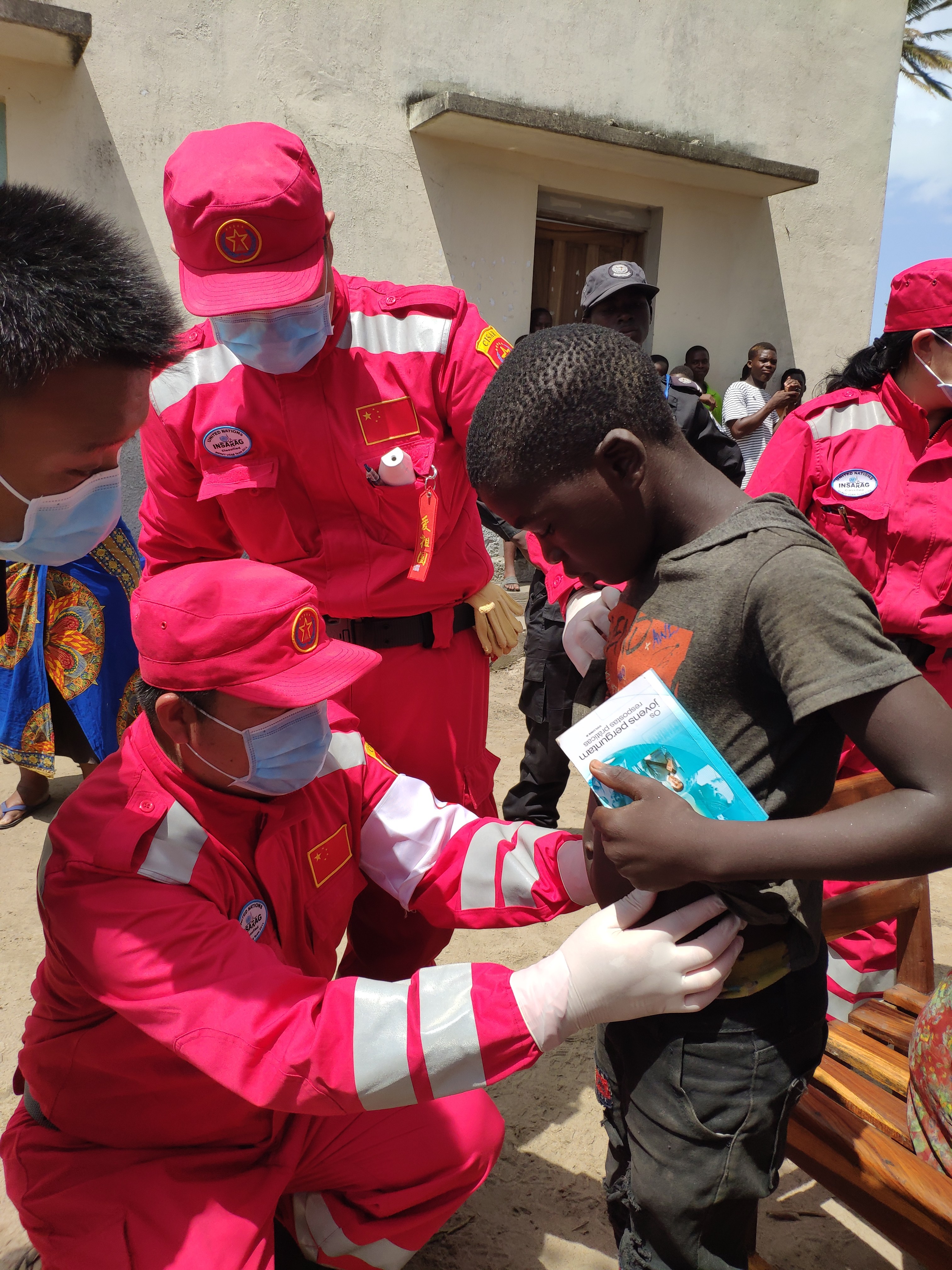 中国救援队在莫桑比克诊治灾民超千人