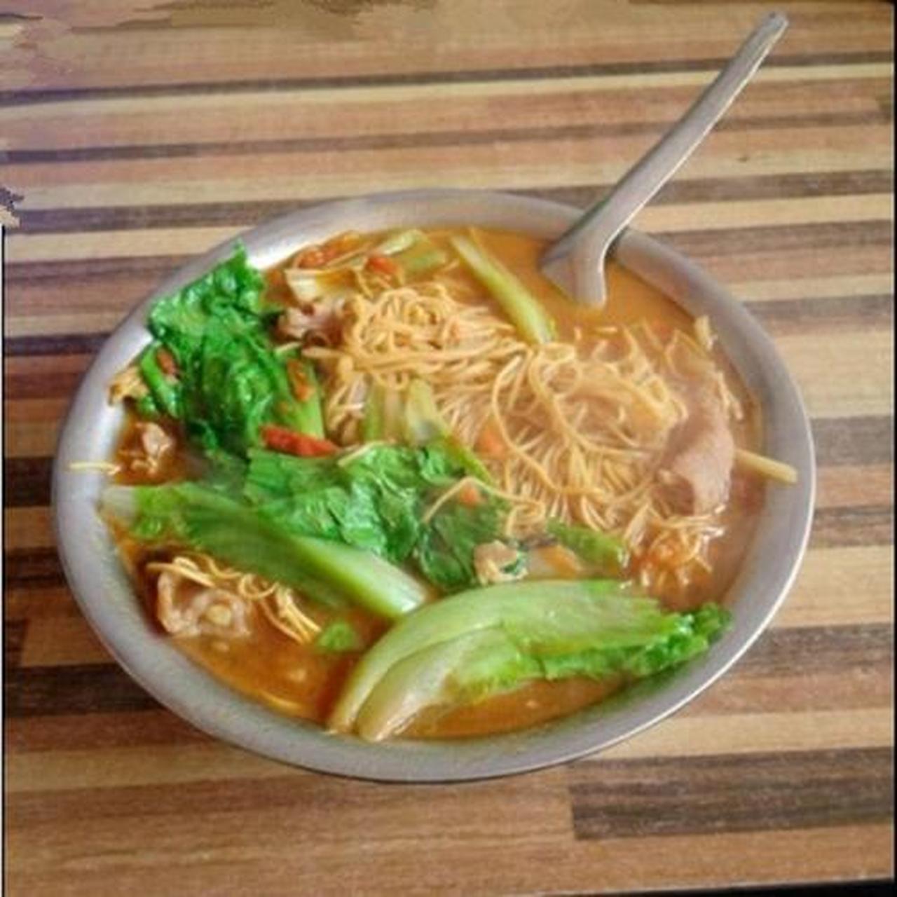 关于"老友面"的来历,民间众说纷纭.据说,在20世纪30年代,有一个食客经