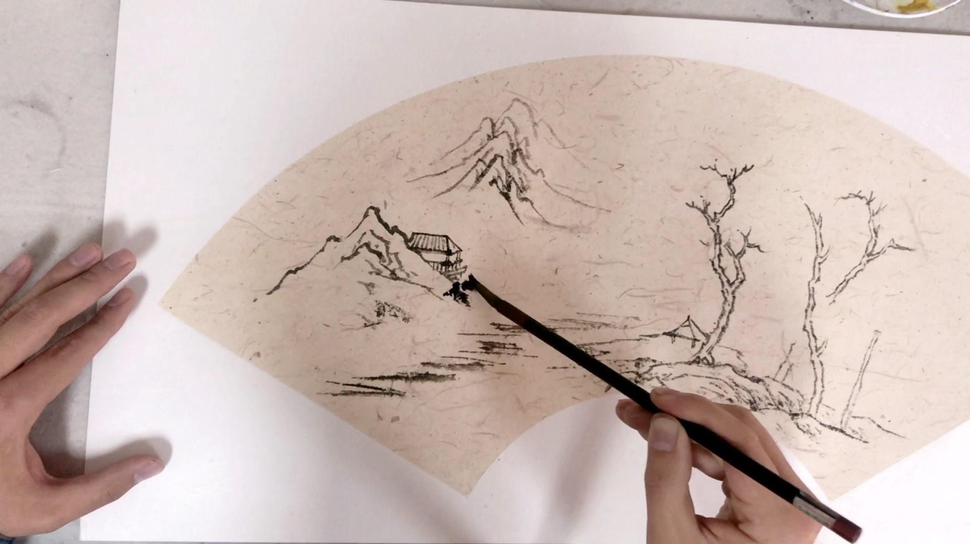 国画山水技法:蘸一笔墨原来可以画这么多