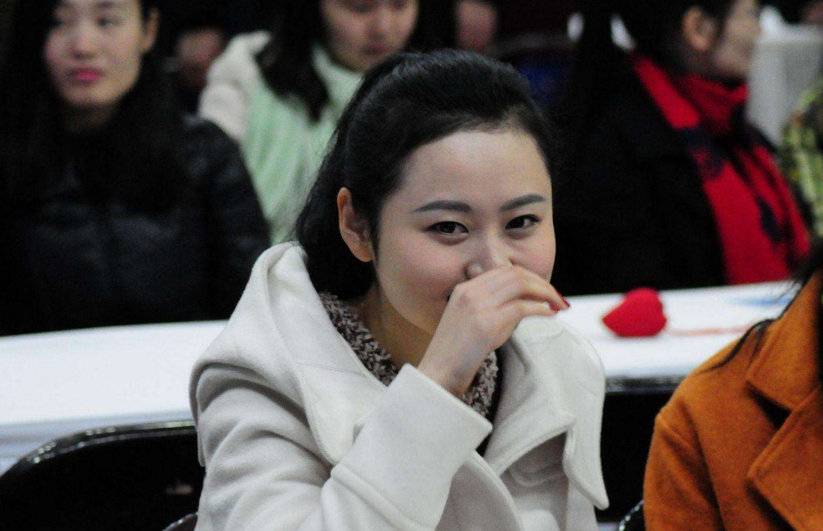 33岁傲娇大龄剩女相亲,要求高富帅,还必须是本地人