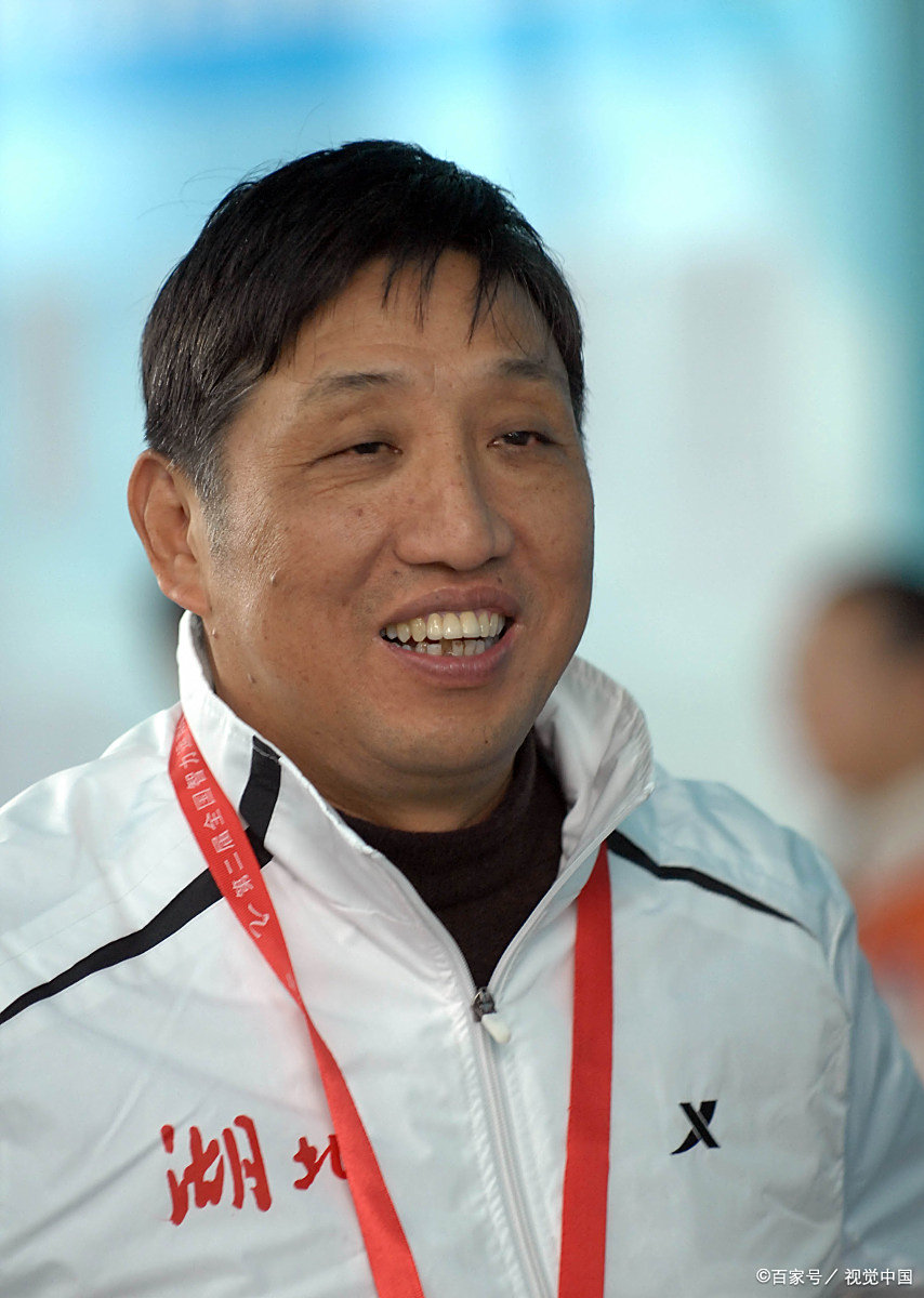 象甲联赛菜鸡互啄,柳大华应该受到批评吗?