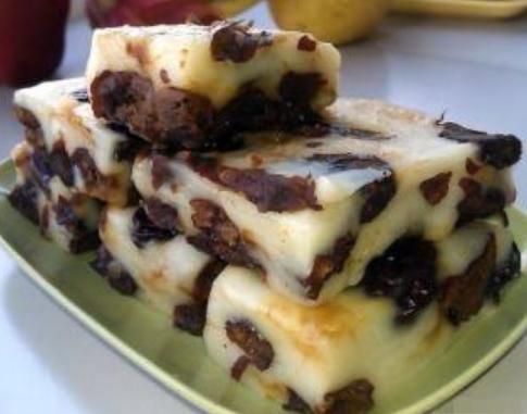 4月发文:疫情宅家不乱跑,蒸一锅红枣糯米年糕,好看又好吃