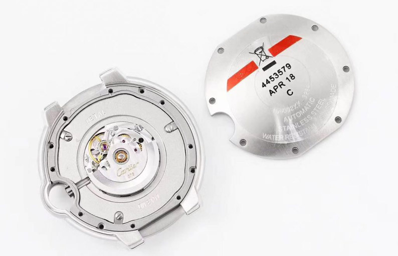 最新v6厂卡地亚蓝气球女表33mm原装瑞士机芯