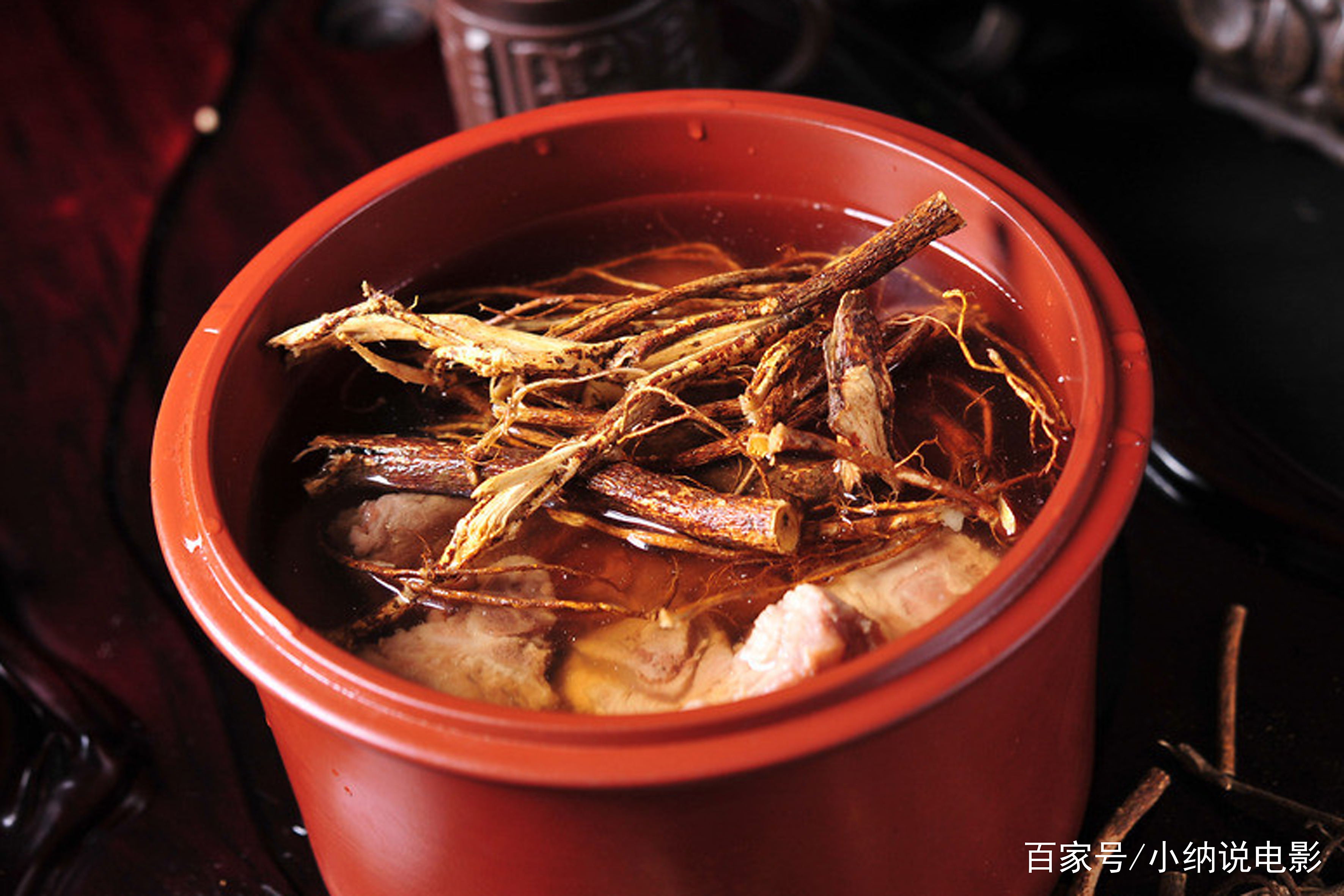 让你品尝各地美食(品尝各地的美食英文怎么写)