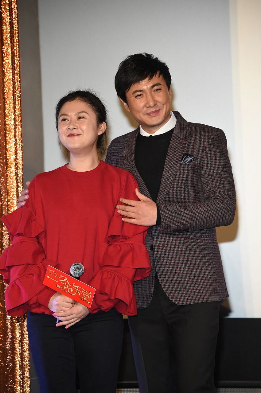 杨迪和12年女友分手,沈腾在综艺里向12年女友求婚  杨迪曾在采访中说