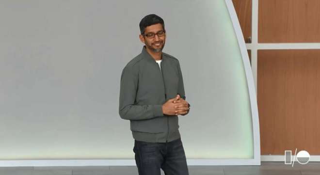 [图]#谷歌2019开发者大会#【Sundar Pichai：Google希望通过启发性学习调教AI】北京时间5月8日凌晨，谷歌2019年I/O开发者大会正式召开，Sundar Pichai表示Google希望AI能够为每个人都提供方便，谷歌希望通过启发性学习调教AI。目前，谷歌直接将大部分的隐私安全设定