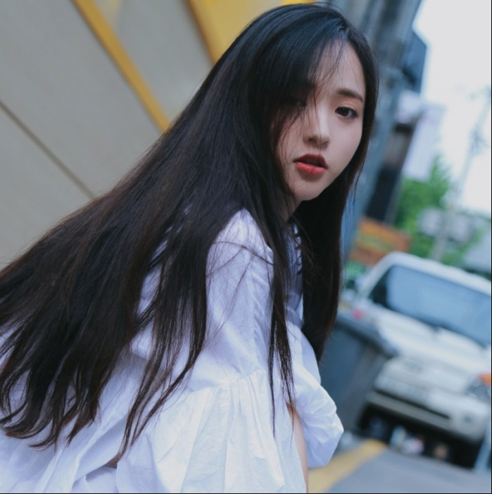 黑长直小姐姐头像——希望你,是他最宝贝的女孩子!