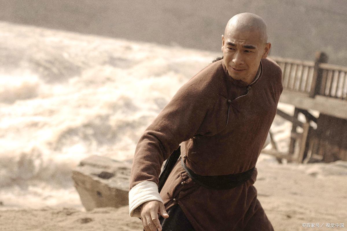 赵文卓新版《大侠霍元甲》开局视角独特!热血沸腾!