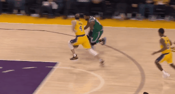 反手果冻上篮 背后穿花!欧文这两个球真的好帅啊!