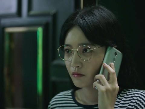 第三名:方子怡—— 饰 古阳  校园学霸,喜欢肖恩.喜欢穿黑色的衣服,长