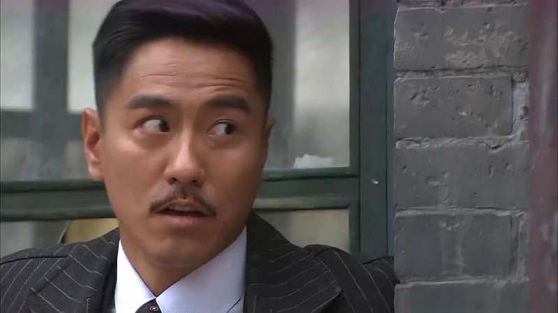 飞哥大英雄胡克终于藏不住叛徒身份可实在太狡猾凯文送命