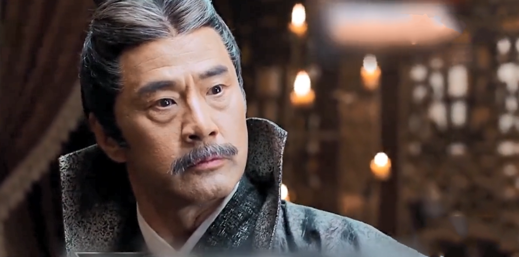 《斗破苍穹》萧炎这次又没控制住?遭萧战族长教训,原因让人想笑